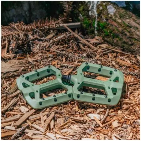 Pedały rowerowe Funn Taipan platformowe oliwkowe - PD23TP-11